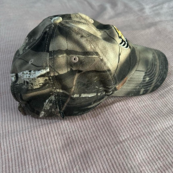 Towson University stick & leaf style camo hat - Picture 4 of 7